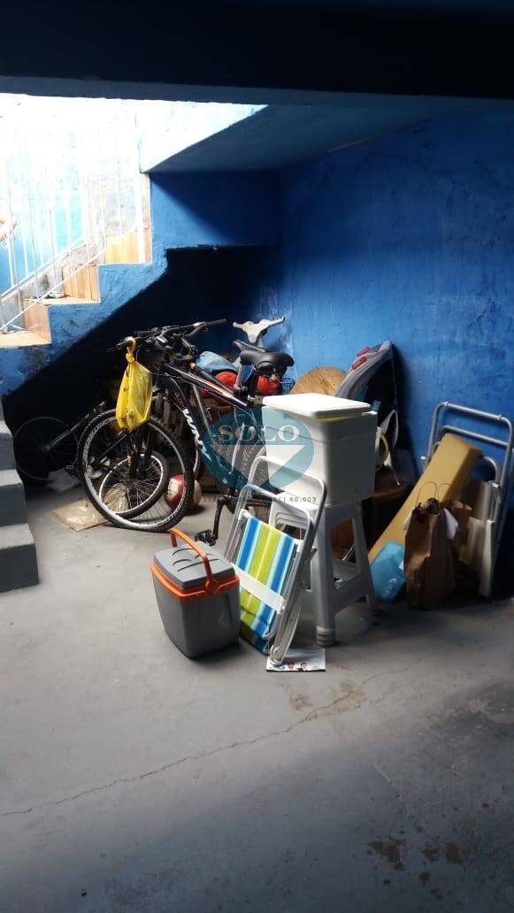 Casa à venda com 4 quartos, 200m² - Foto 35