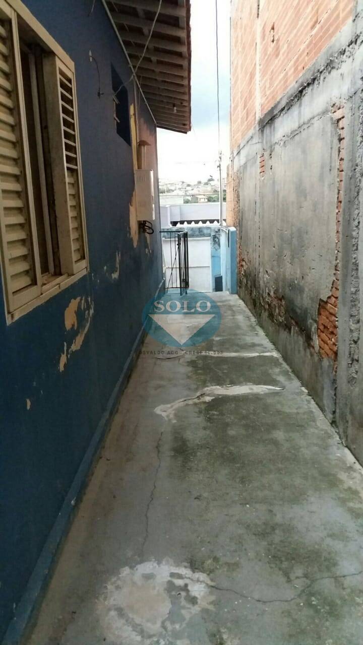 Casa à venda com 4 quartos, 200m² - Foto 3
