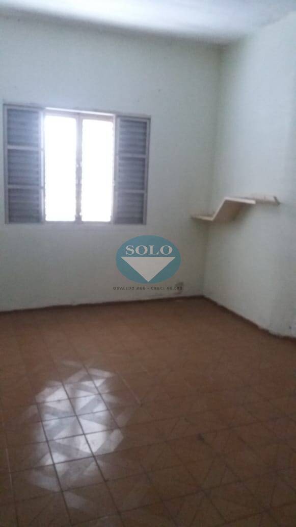 Casa à venda com 4 quartos, 200m² - Foto 27