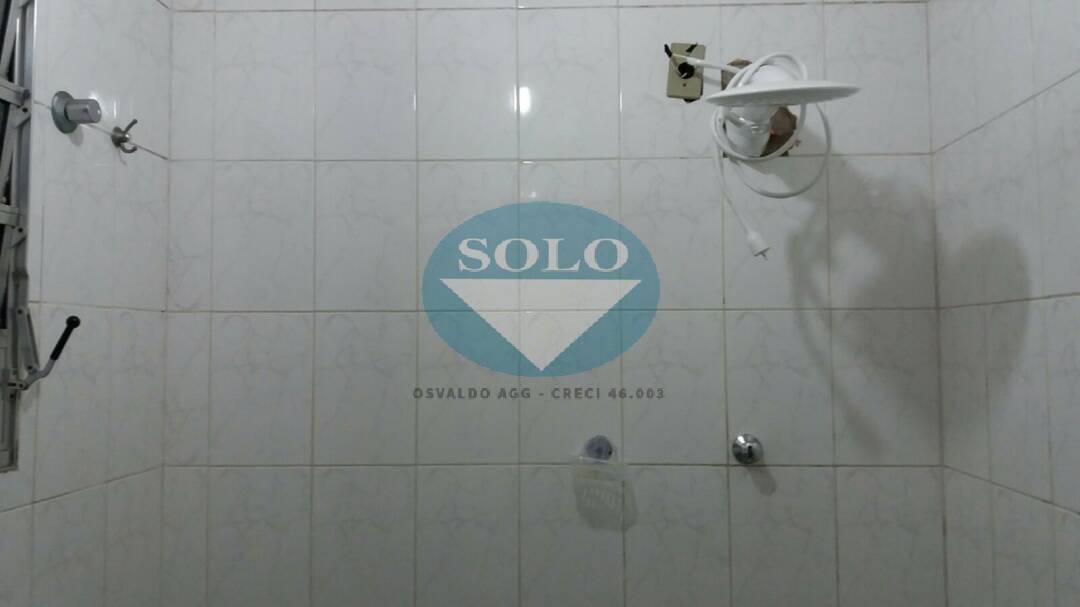 Casa à venda com 4 quartos, 200m² - Foto 14