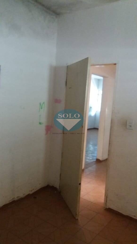 Casa à venda com 4 quartos, 200m² - Foto 32