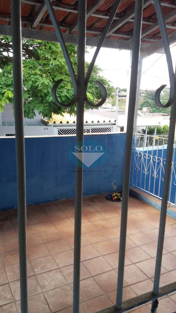 Casa à venda com 4 quartos, 200m² - Foto 37