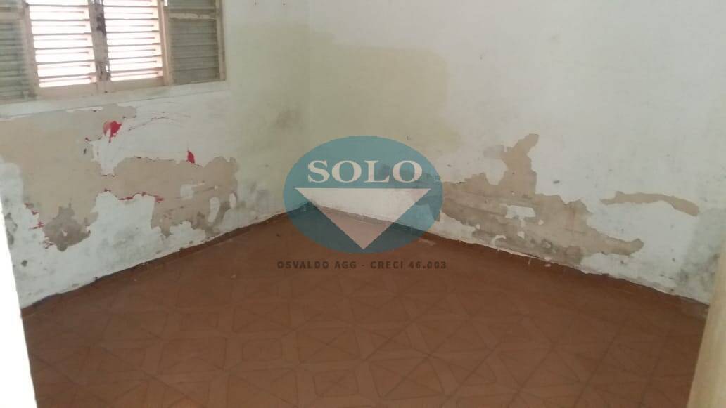 Casa à venda com 4 quartos, 200m² - Foto 31