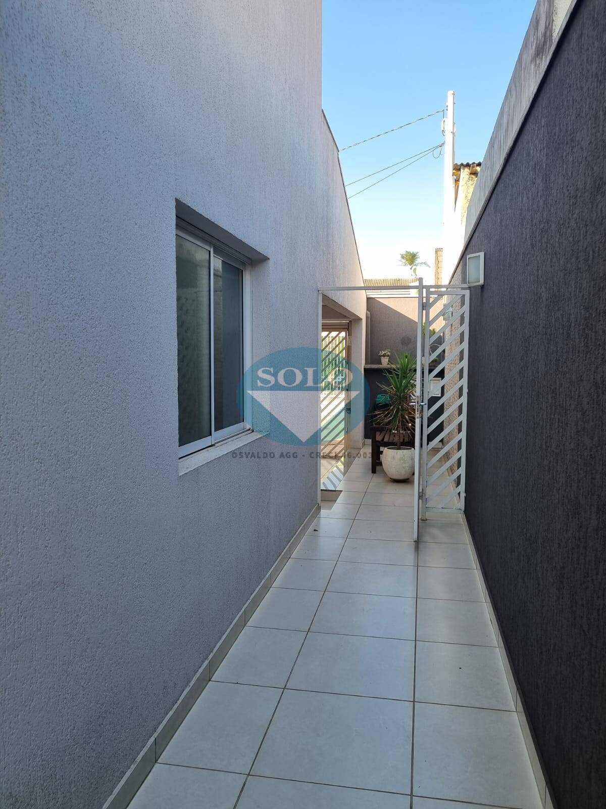 Casa à venda com 3 quartos, 164m² - Foto 8