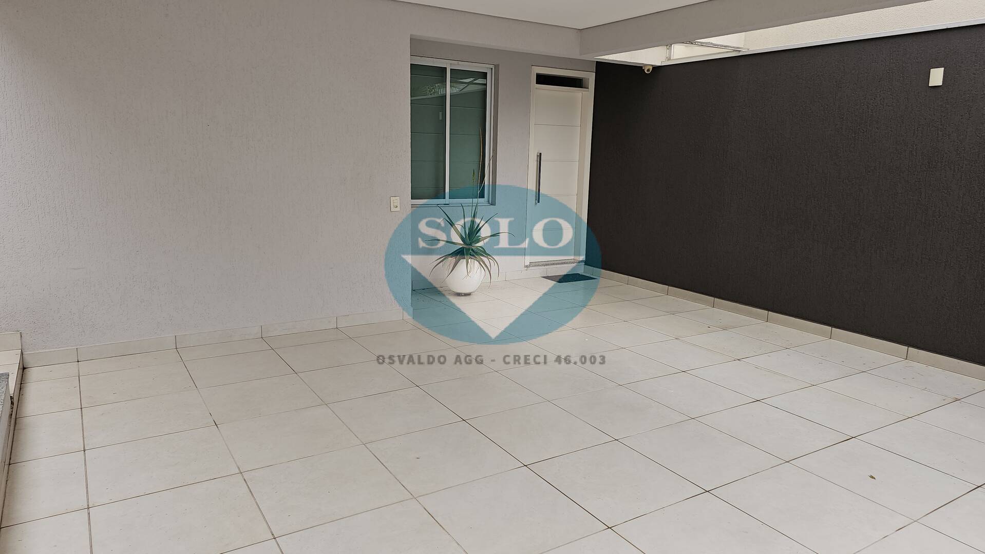 Casa à venda com 3 quartos, 164m² - Foto 2
