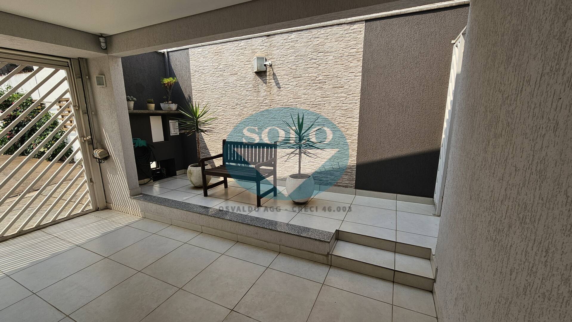 Casa à venda com 3 quartos, 164m² - Foto 3