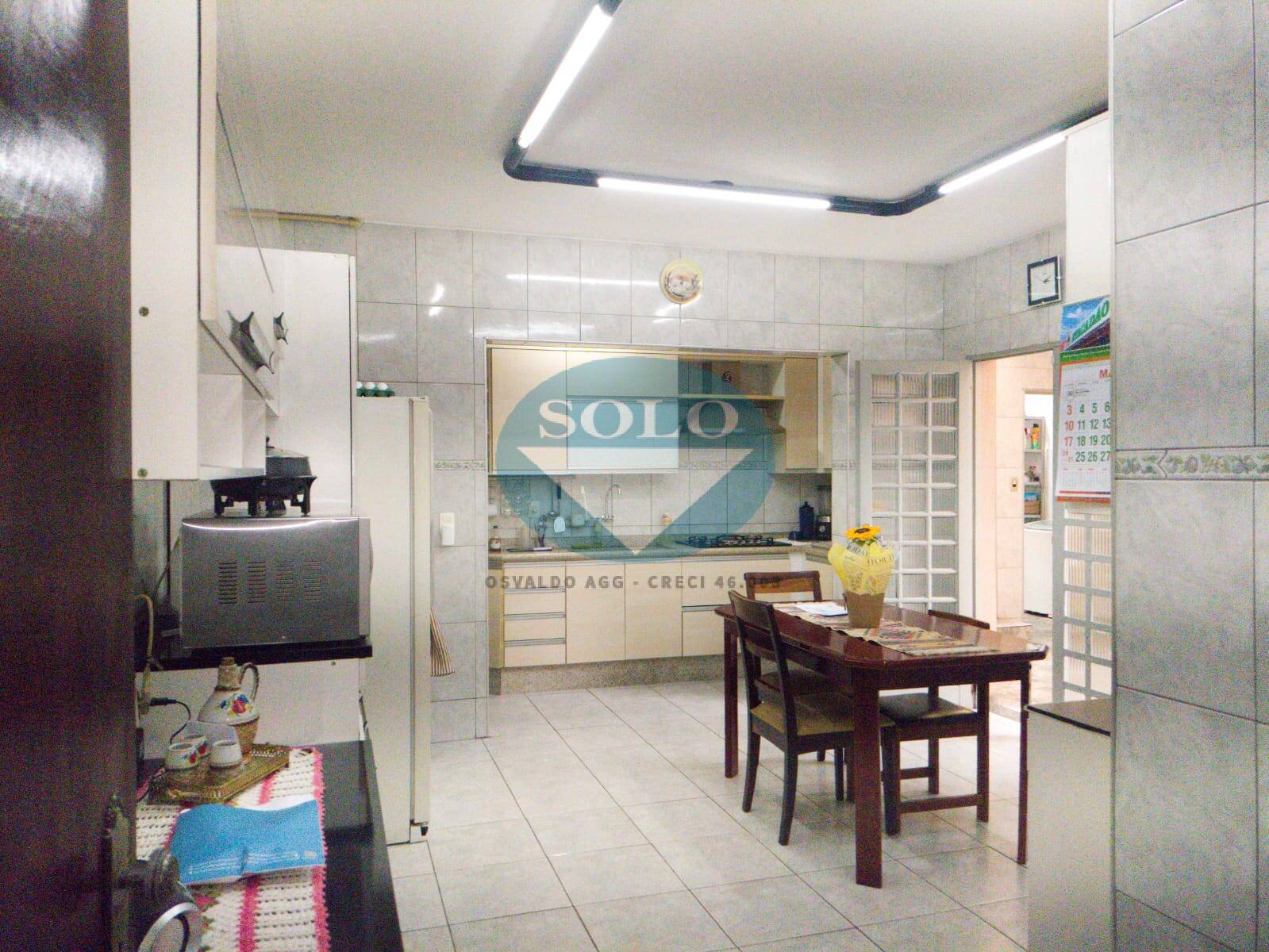 Casa, 3 quartos, 168 m² - Foto 8